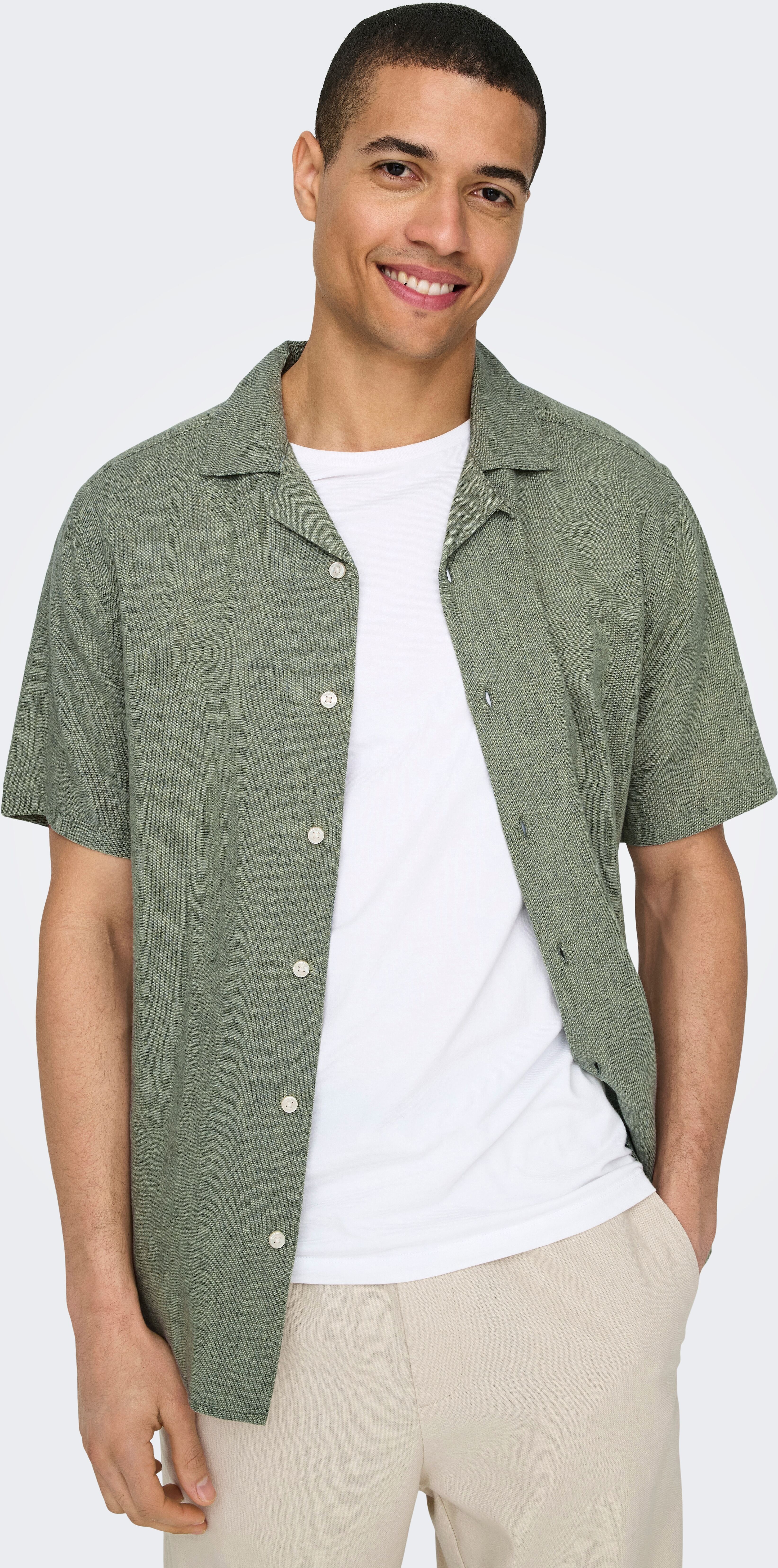 Kurzarmhemd ONLY & SONS "ONSCAIDEN SS SOLID RESORT LINEN NOOS", Herren, Gr. S, N-Gr, grün (swamp), Web, Obermaterial: 55% Baumwolle, 45% Leinen, unifarben, slim fit, Hemden Kurzarmhemd swamp S, N-Gr
