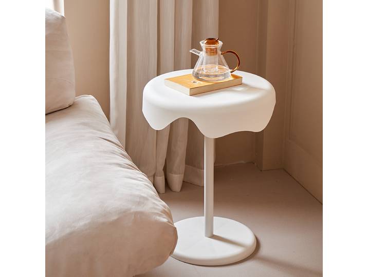 Porte-glace de célébrité d'internet, table basse mobile, petite table d'appoint, table de chevet, tatami, table à thé, canapé, table basse, lit