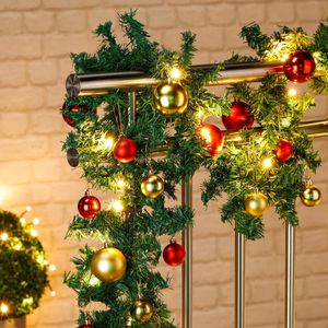 Böttcher-AG Weihnachtsgirlande 54427, für innen und außen IP44, Tannenzweige mit Christbaumkugeln, künstlich, mit 80 LEDs, 5 m
