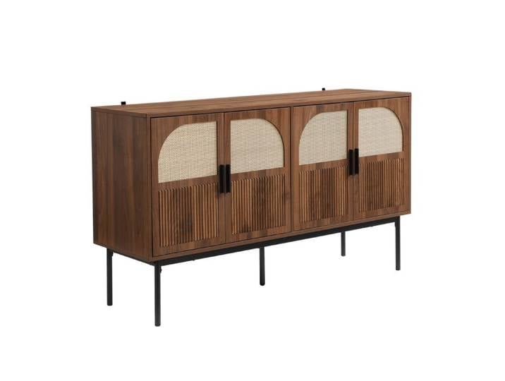Buffet bas 4 portes 140 cm – décor noyer cannage naturel et pieds noirs