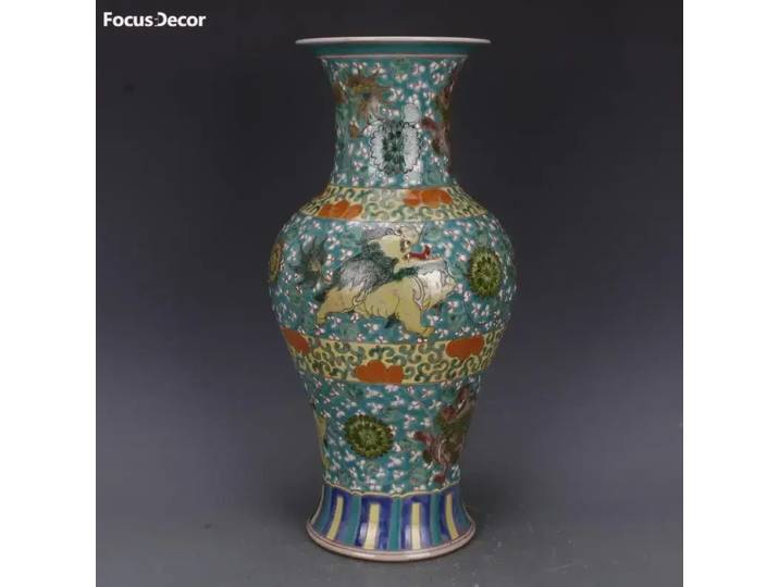 Qing Kangxi sol vert avec fleurs et motif Lion Vase en queue de poisson Antique Vase en porcelaine décoration maison Pot de fleur support