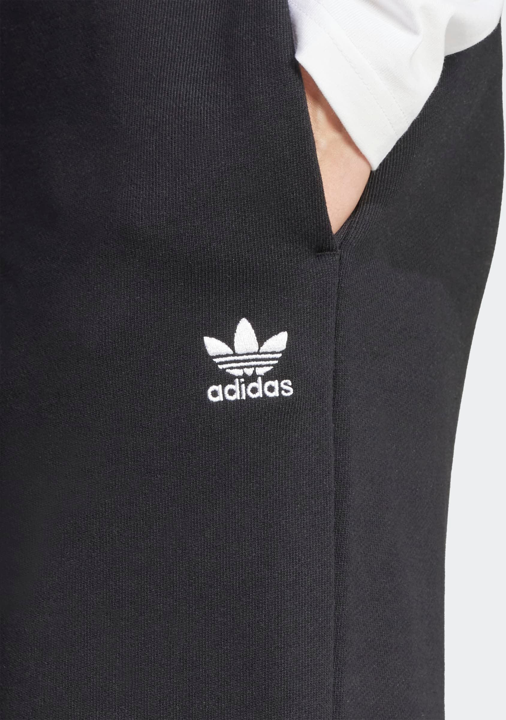 Sporthose ADIDAS ORIGINALS "ESSENTIALS WIDE LEG FRENCH TERRY", Damen, Gr. XL, N-Gr, schwarz (schwarz, normal, gr.), Obermaterial: 100% Baumwolle, Hosen Sporthose, sportlicher Stil, für vielseitige Einsatzmöglichkeiten, weites Bein
