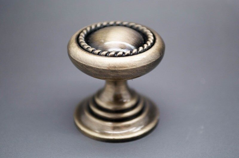 Herligt Hjemme Håndtag / Knop, Bronze, Kommode "Renaissance"