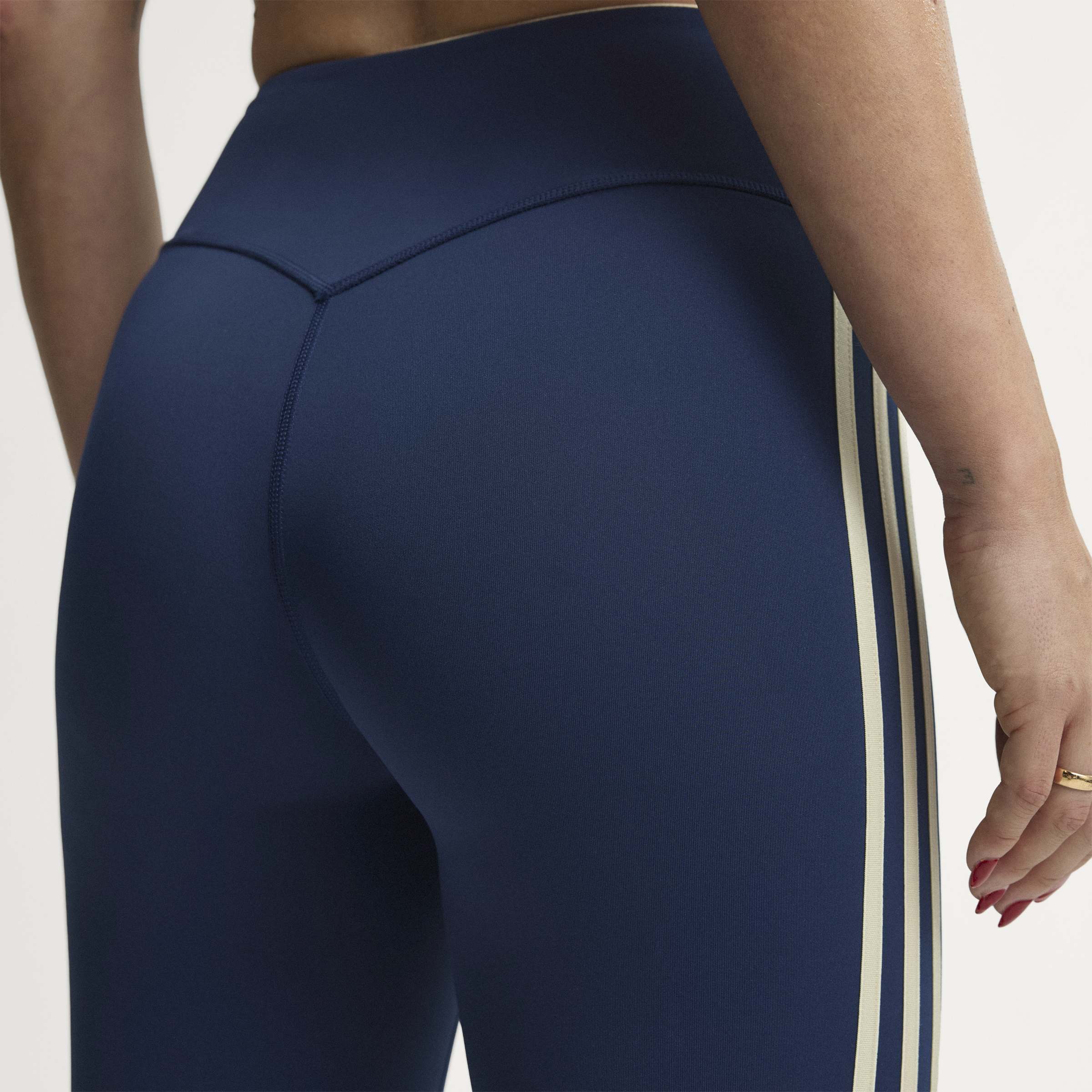 Trainingstights ADIDAS PERFORMANCE "ADIDAS ORIGINALS SPORT SUPERSTAR 7/8-LEGGINGS", Damen, Gr. XXL, N-Gr, blau (night indigo, normal, gr.), Obermaterial: 73% Polyester, 27% Elasthan, 7/8-Länge, Hosen Trainingstights, Originals Sport Training Leggings nigh