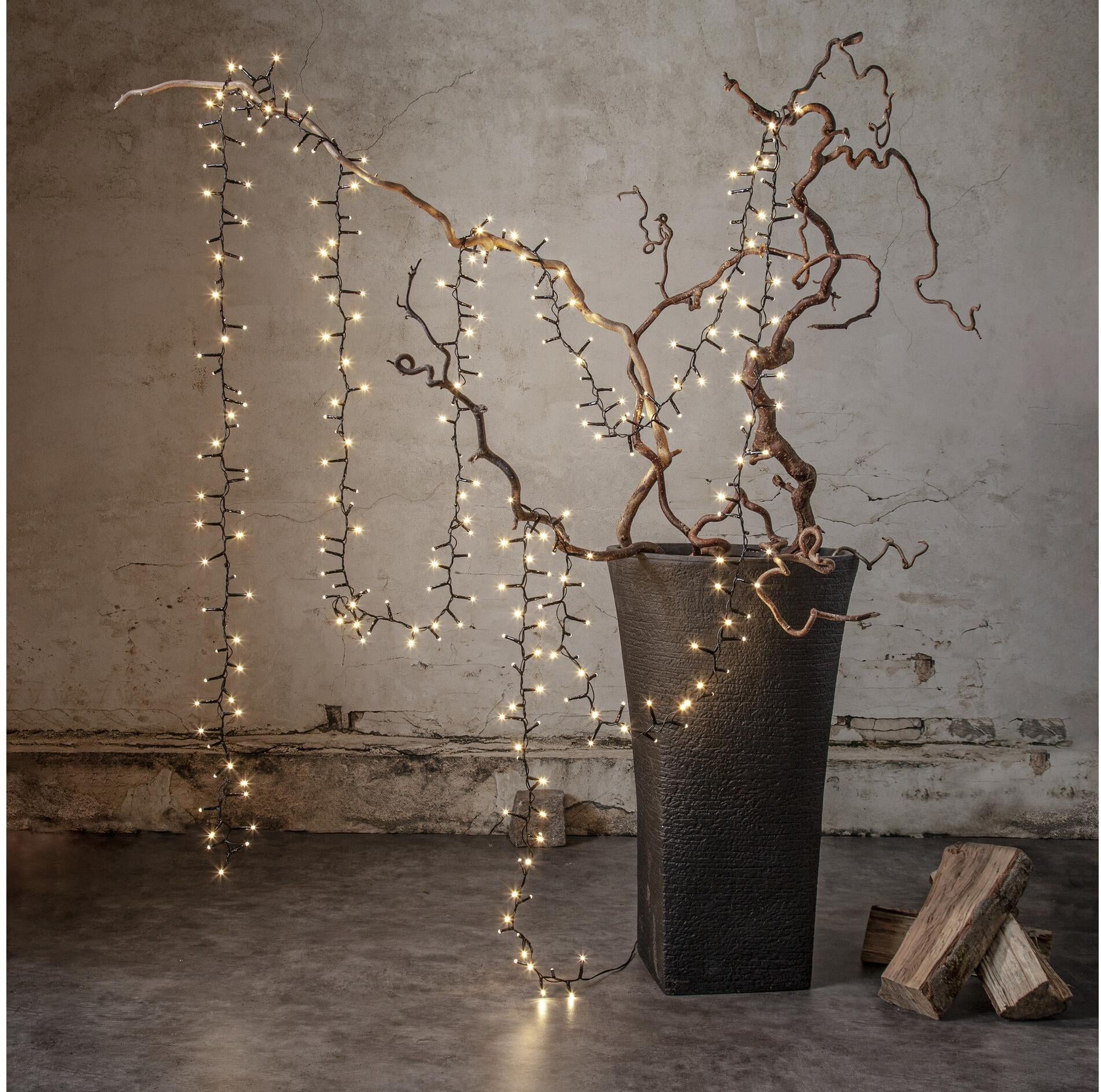 LED-Lichterkette "Lichterkette Shiny IP44, Warmweiss, 1200 LED's, 2400.00 cm", schwarz, B:0,5cm, Lichterketten, LED-Lichterkette schwarz Einheitsgröße