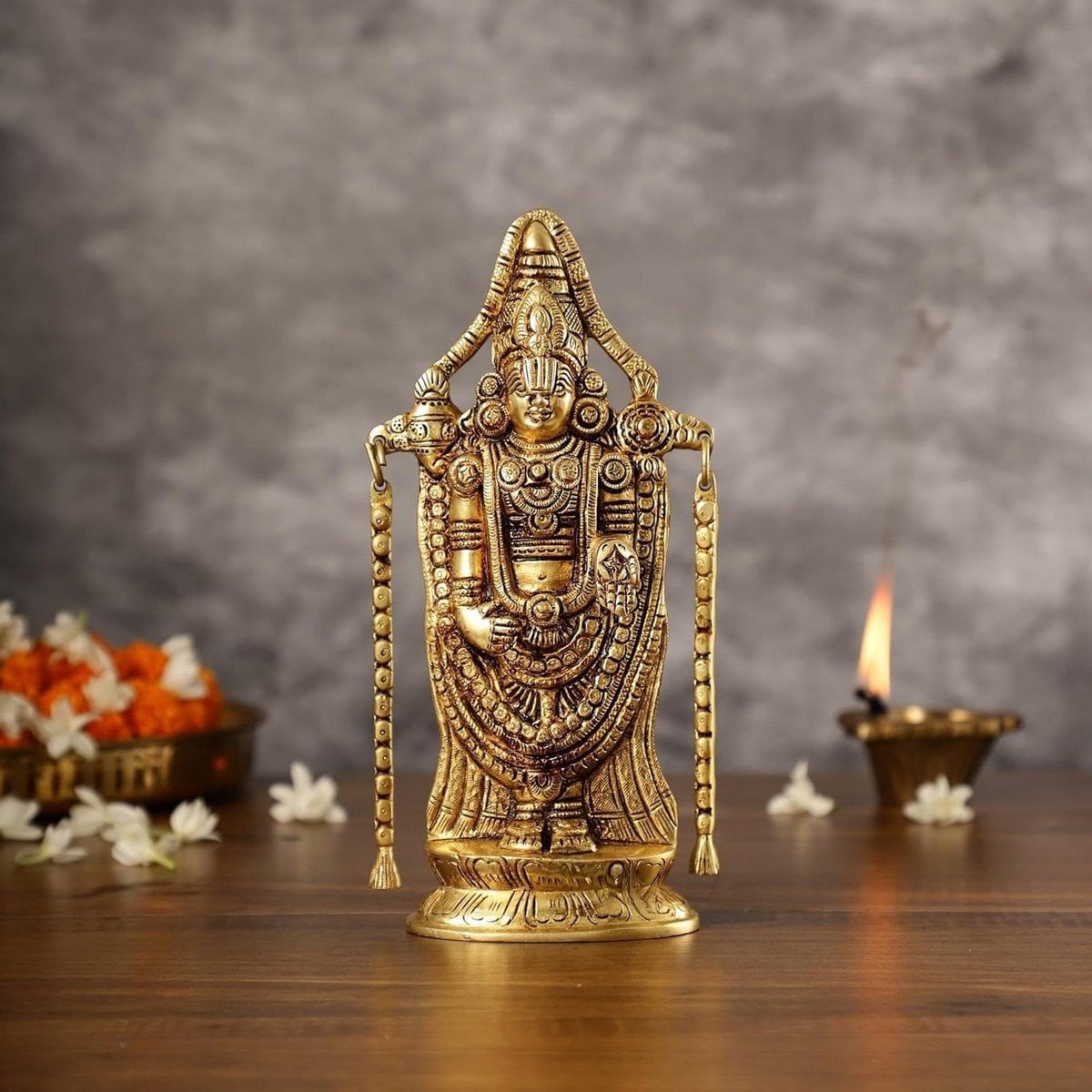 Handgemaakt Messing Religieus Beeld voor Spirituele Decoratie, Goudkleurig, Hoogte: 25 cm