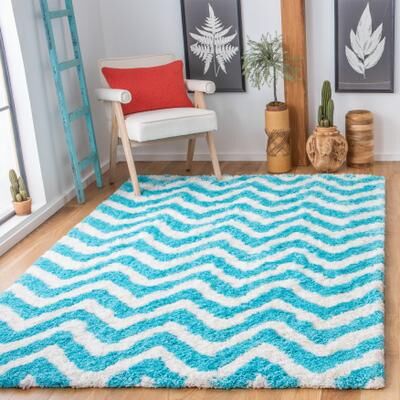 SAFAVIEH Handmade Barcelona Shag Audra Polyester Rug