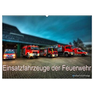 Einsatzfahrzeuge der Feuerwehr (Wandkalender 2026 DIN A2 quer), CALVENDO Monatskalender