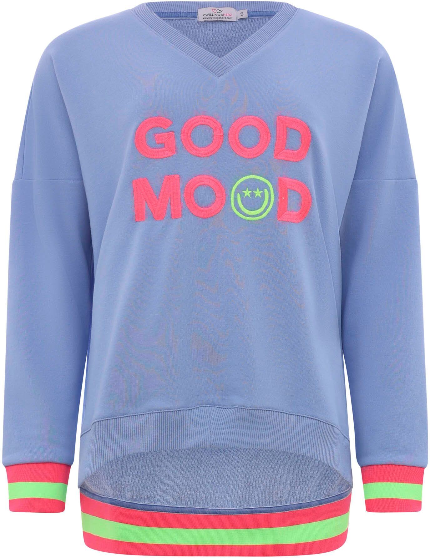 Sweatshirt ZWILLINGSHERZ "Dana", Damen, Gr. S/M, blau (new blau), Sweatware, Obermaterial: 50% Baumwolle, 50% Polyester, unifarben mit Farbeinsätzen, normal hüftlang, V-Ausschnitt, Sweatshirts Sweatshirt, Neon-Bündchen, V-Ausschnitt, Langarm, Front-Sticke