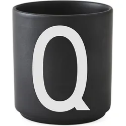 Aj Becher Buchstabe Q schwarz aus Porzellan