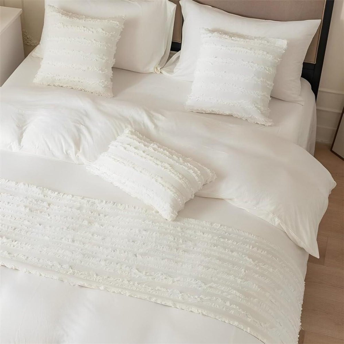 Wit Bed Runner Jacquard - Stof- en vlekbestendige bedloper voor in de slaapkamer - B: 45 cm, L: 240 cm