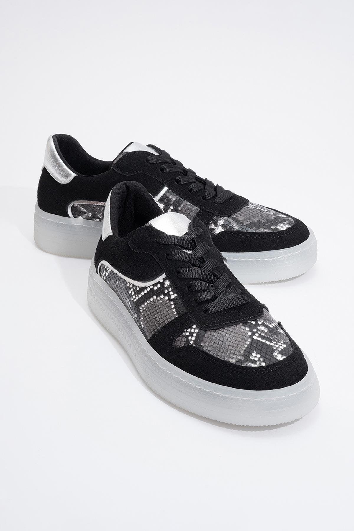 Montero Sneakers Dames