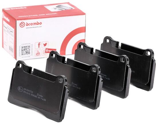 BREMBO P 44 018 Brake pad set