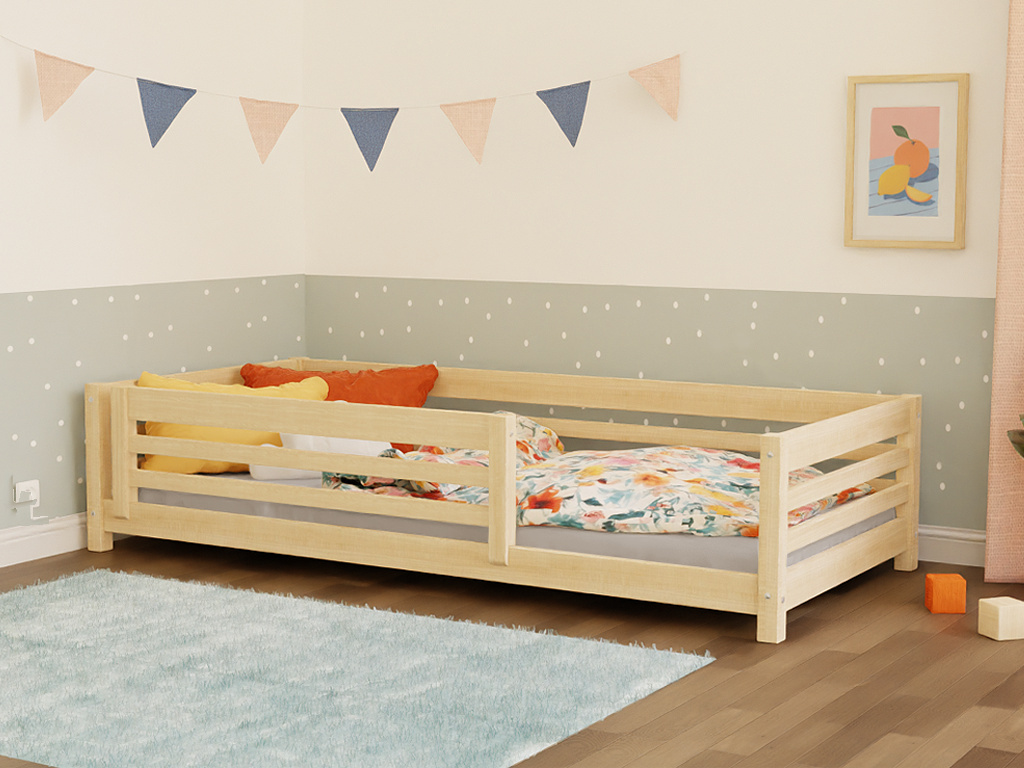 Niedriges Kinderholzbett TULY mit Barriere 140x200 cm Hellgrau, Mit einer Barriere