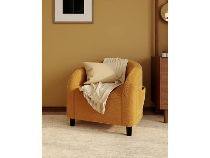 Garvee Bouclé Akzentstuhl im Fass-Design – Bequemer Sessel mit Armlehnen & kuschelig-Veloursbezug für Wohnzimmer, Schlafzimmer & Büro – Farbe: Gelb