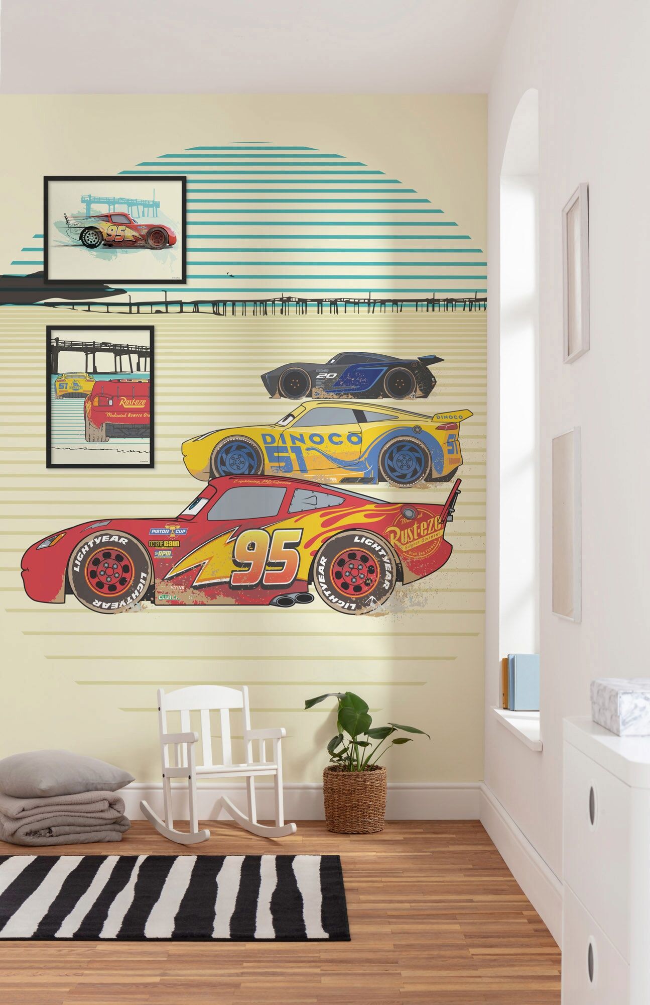 Wandbild KOMAR "Cars Lightning McQueen", bunt (farbe bild(er): bunt), B:70cm H:50cm, Papier, Bilder, Wandbild, Kinderzimmer, Schlafzimmer, Wohnzimmer farbe bild(er): bunt B/H/T: 70cm x 50cm, Kunstdruck,Bild,Poster,Wandbild, 1 Stk.