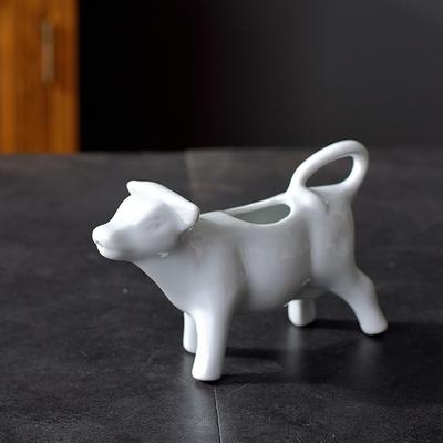 Multisell Products Hub Cow Coffee Cup, Pitcher Milk Creamer Ceramic Jug, Gravy Sauce Pourer Frothing Mini Container Serving Boat cow