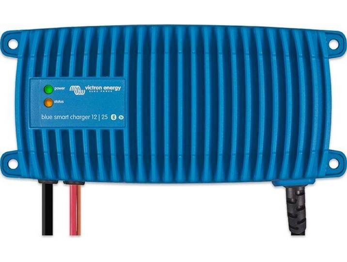 Victron Energy Blue Smart Charger - BPC121531034R - acculader - Bluetooth - blauw