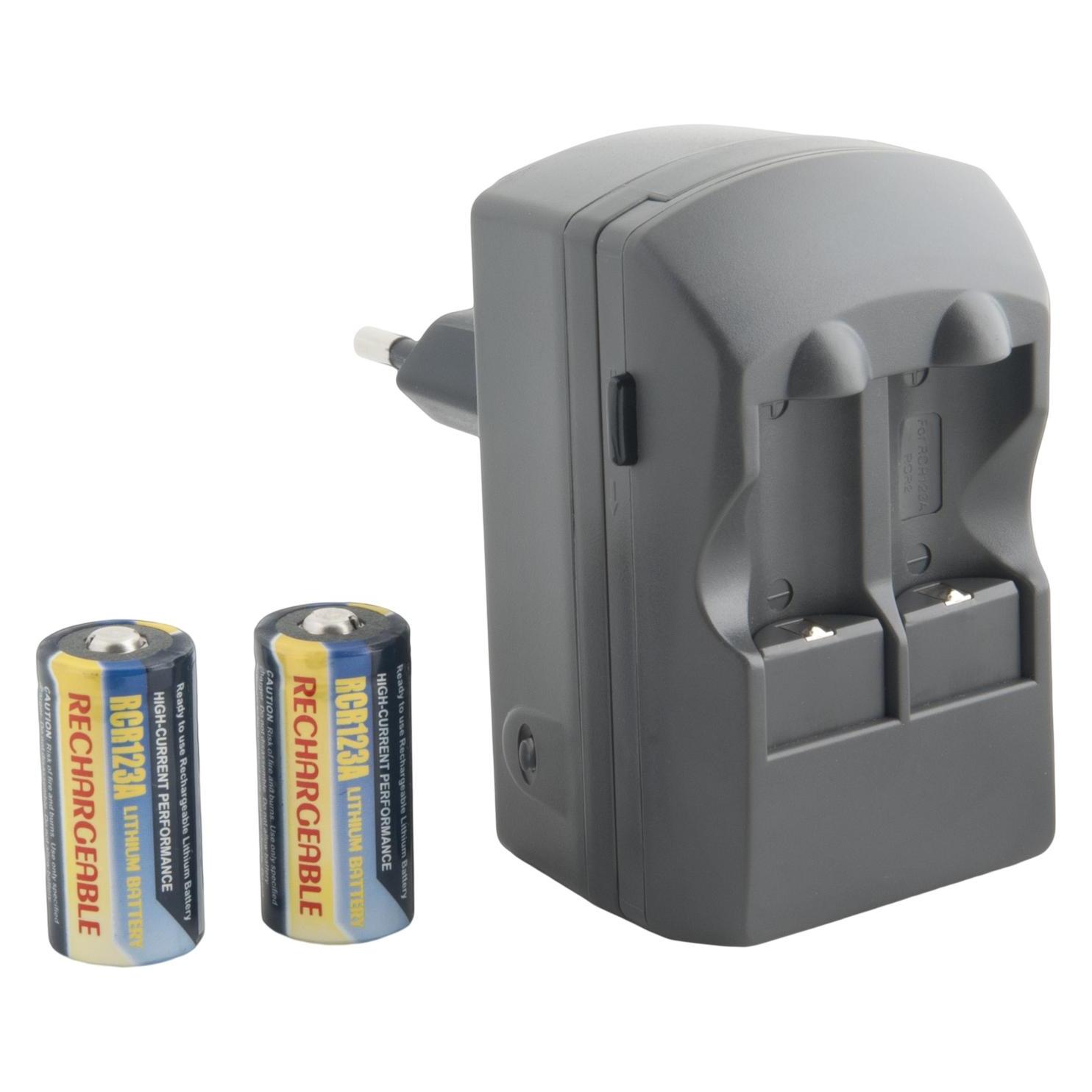 Avacom Lade-Zweikanal-ACFRB-Kit für RCR123-Akkuladung + 2 Stück RCR123 (Kamera Akku Ladegerät) (NADI-ACFB-R123B2)