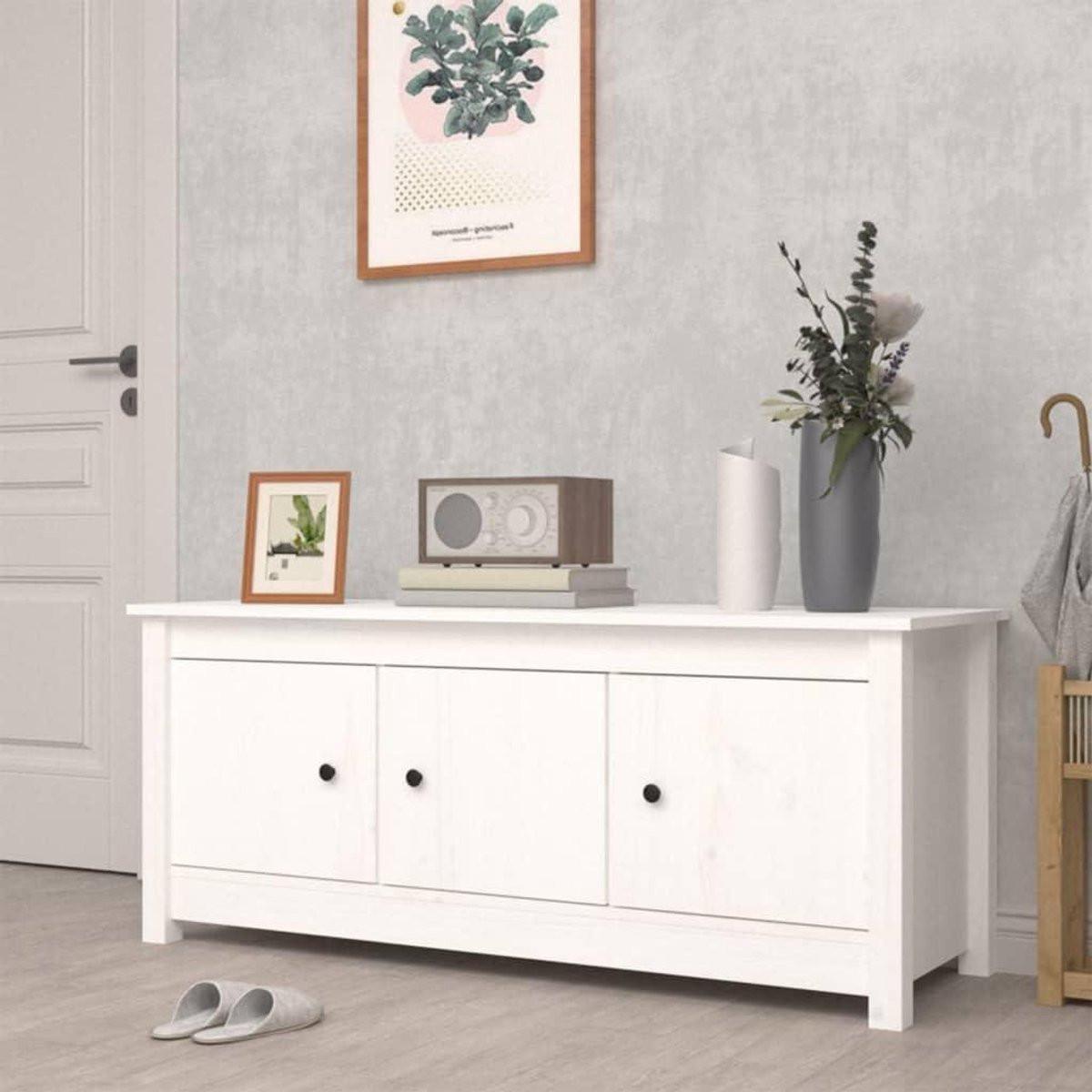 Wit houten schoenenkast met zes vakken voor in de hal