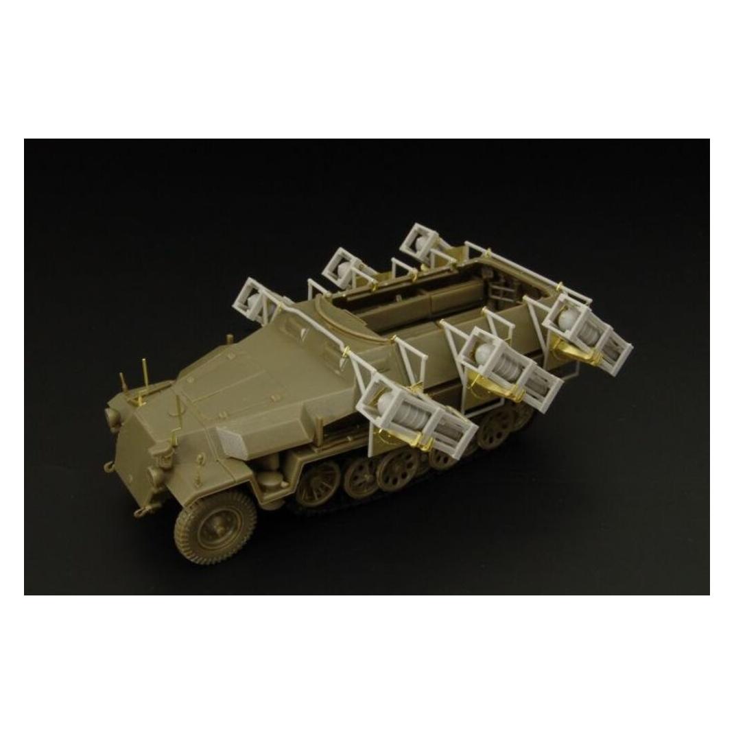Hauler Sd Kfz 251 Stuka Zu Fuss conv (HLX48286)