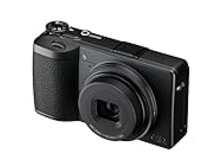 RICOH GR IV Monochrome avec capteur d'image CMOS dédié, spécialement conçu pour la photographie monochrome. NOUVEAU capteur CMOS APS-C de 25,74 mégapixels, NOUVEAU GR ENGINE 7, NOUVEL objectif GR 28 m