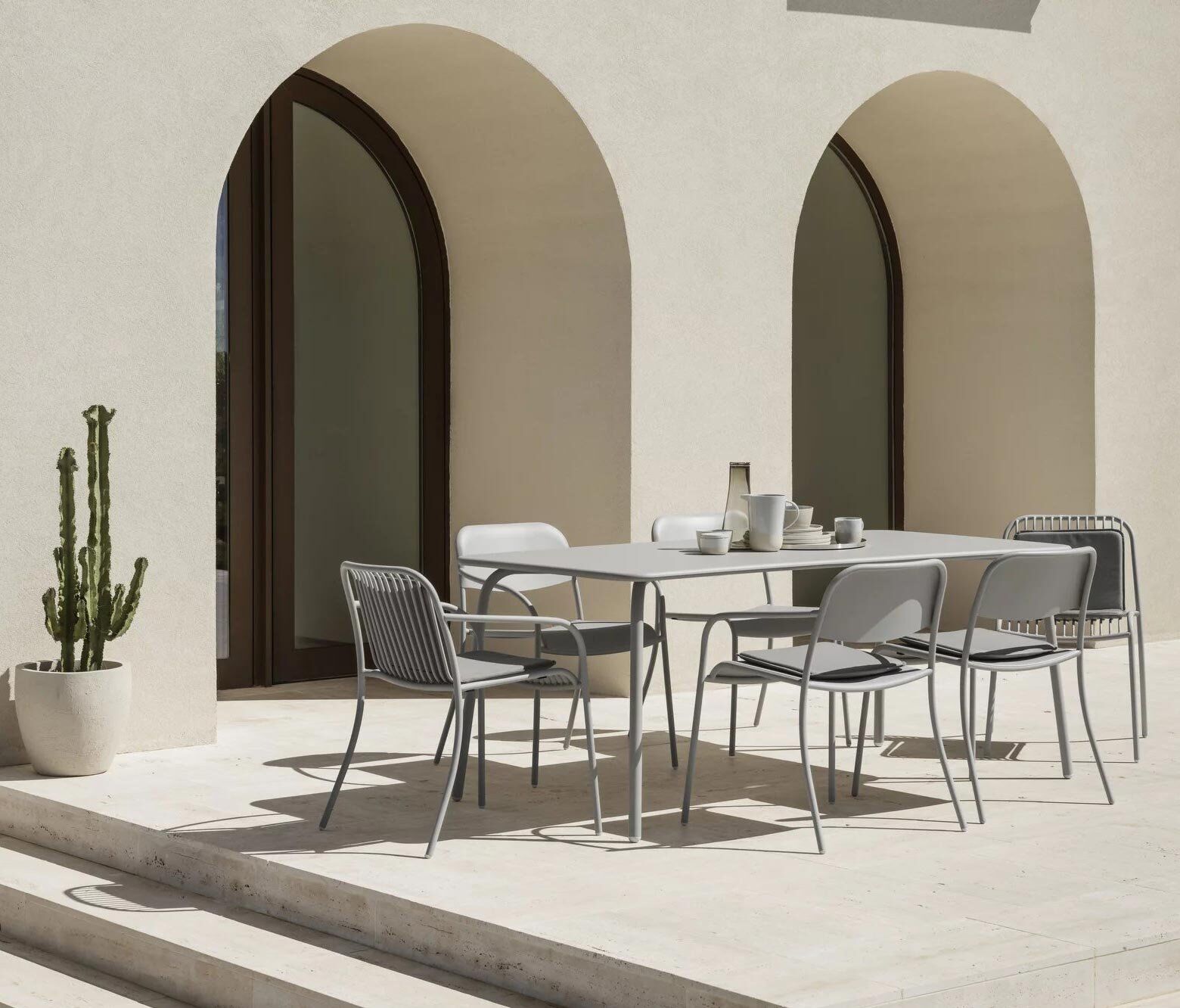 blomus Yua Outdoor Esstisch (Silk Gray) Silk Gray
