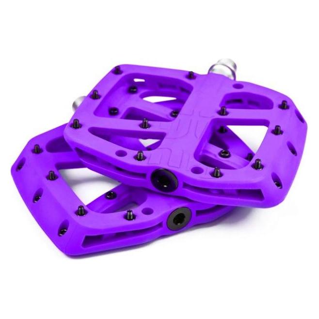 e*13 Base (22452212)