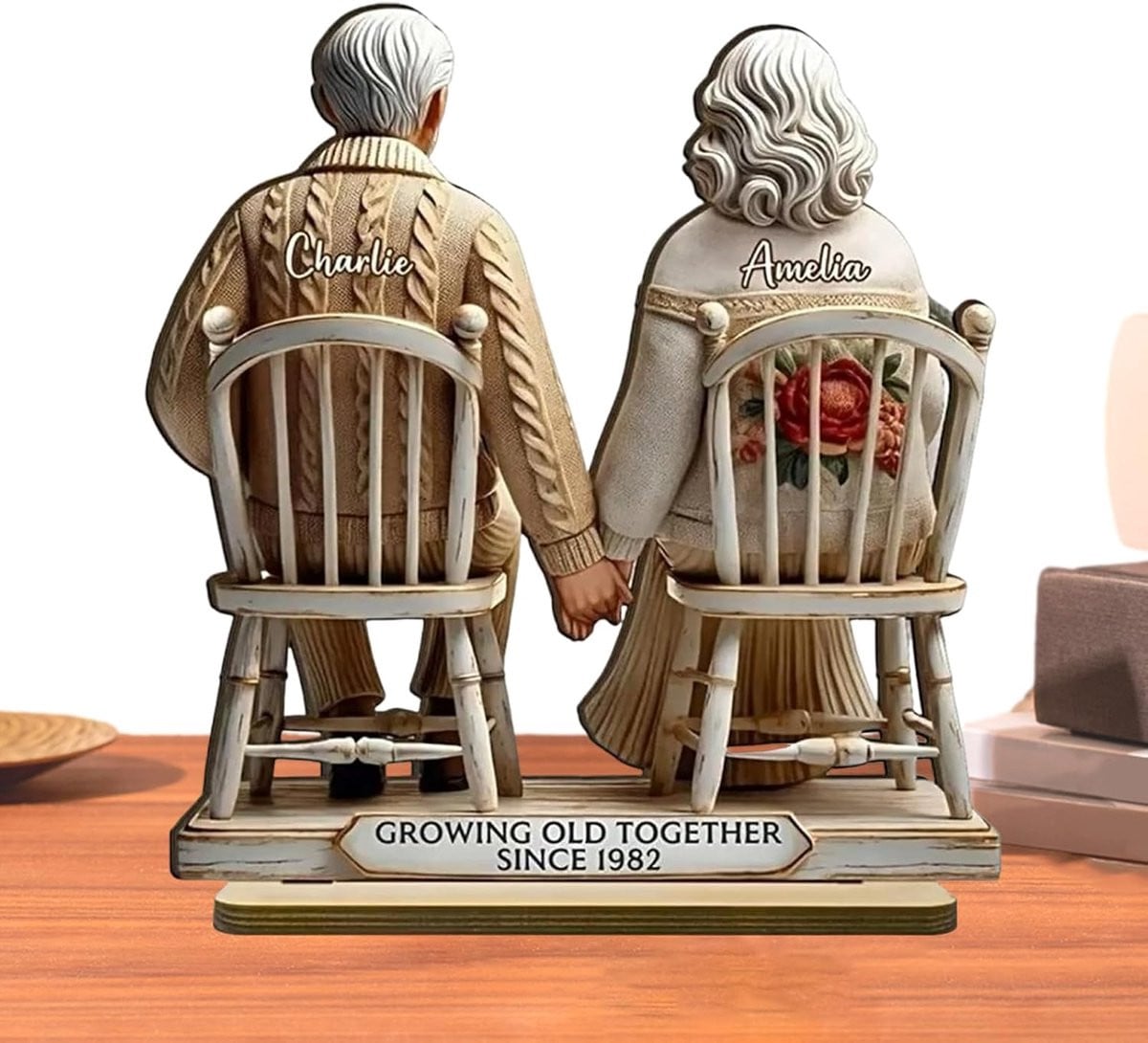 Handgemaakt Liefdes Beeldje Samen Oud - Multicolor - Decoratie voor in huis - 15 x 14,3 cm