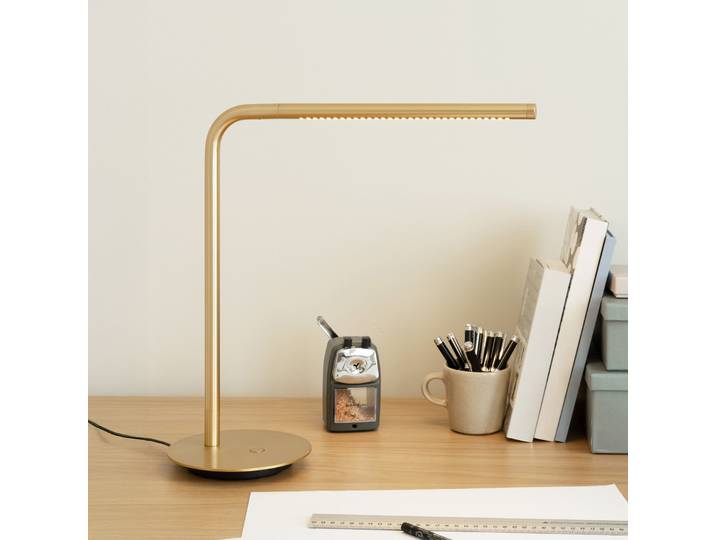 Omni V2 Lampe de Table Brushed Brass - UMAGE - Salon / séjour - Design - Métal - À ampoule unique