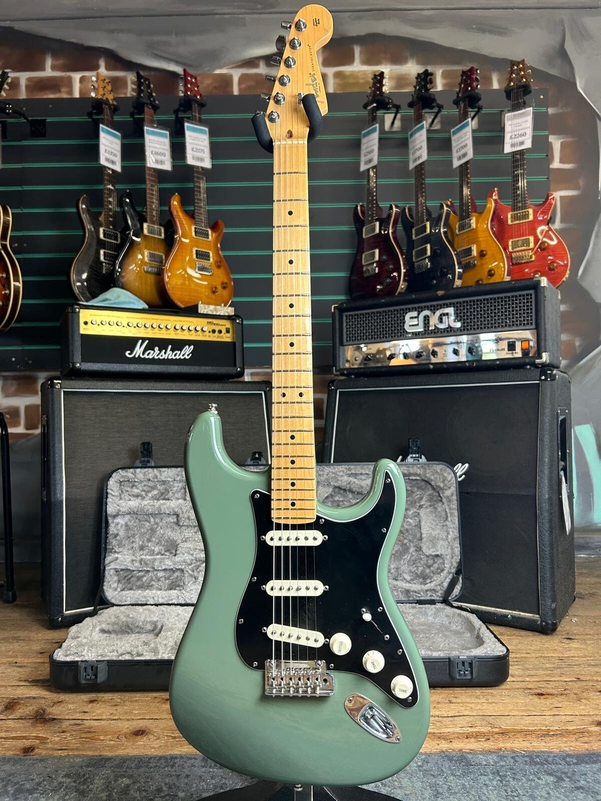 Fender American Professional Stratocaster Antique Olive 2017 Electric Guitar   Original - Refurbished