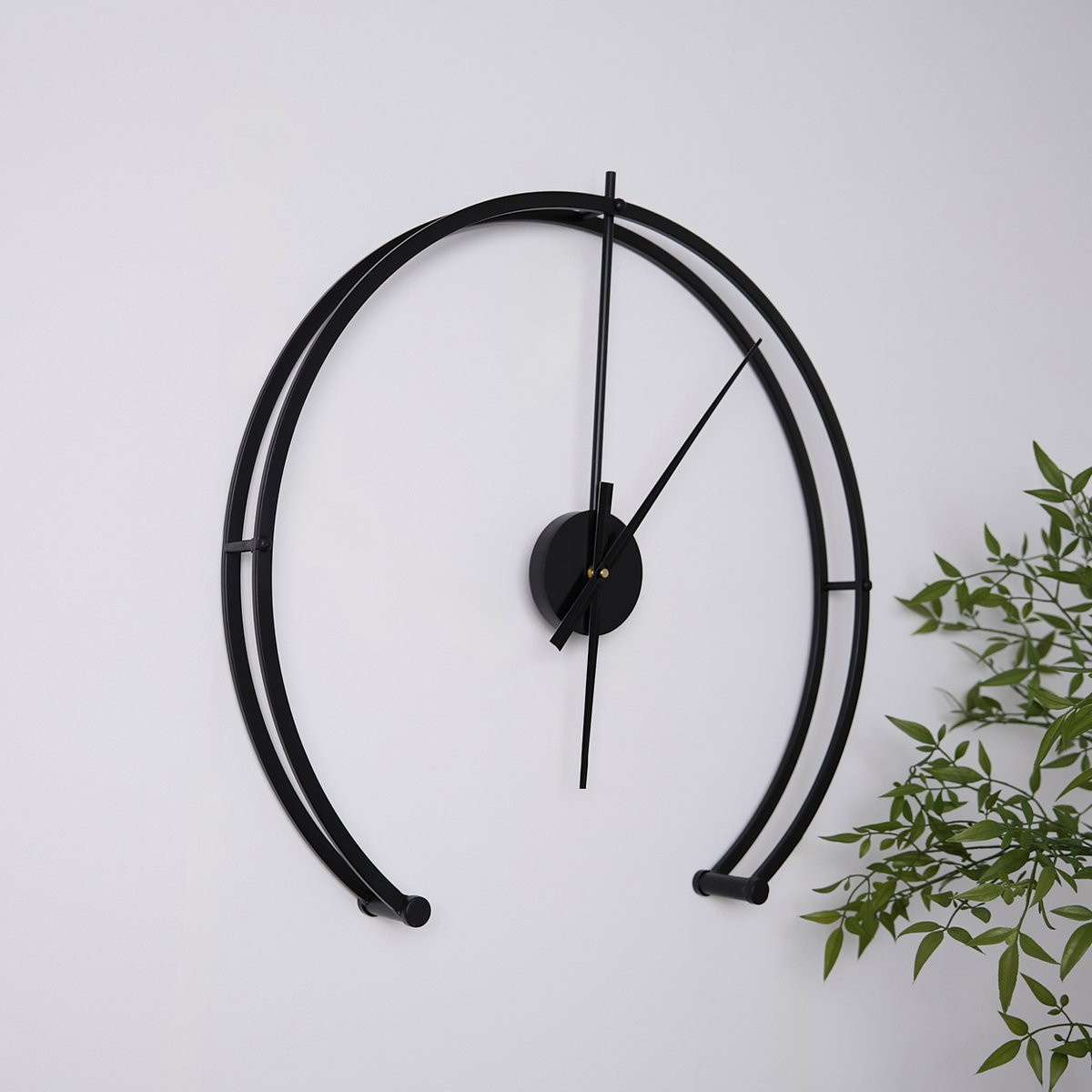 Falkenberg Wandklok Amara - Moderne Wandklok Groot - Zwart - 60 cm