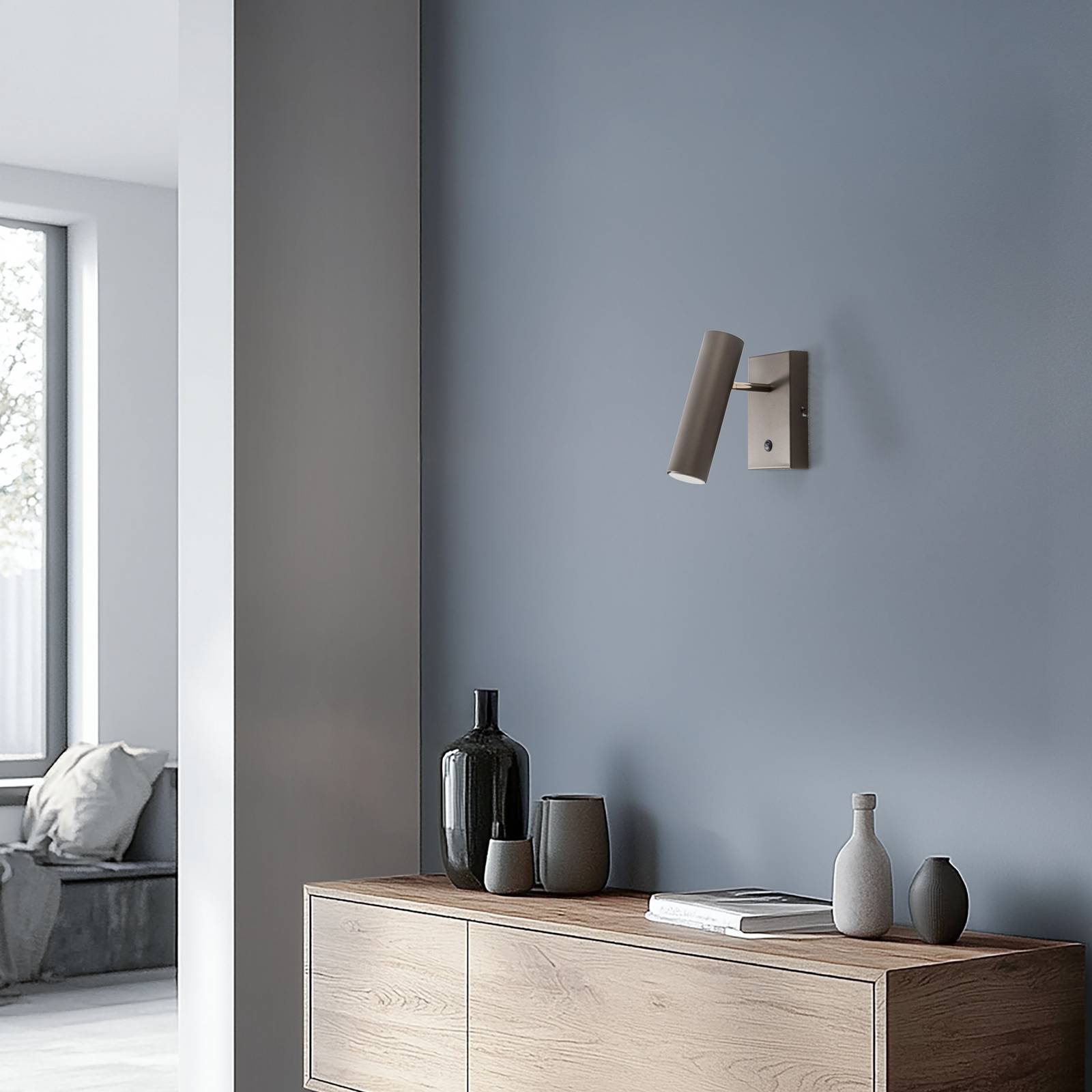 Wandleuchte Axion, 1-flammig, titanfarben, Stahl Axion Luminex, dimmbar, messing / gold, für Wohn- / Esszimmer, Metall, Modern, Strahler