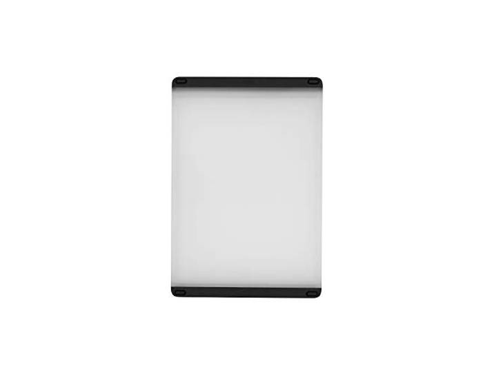 OXO Good Grips Vorbereitungsbrett, 18,4 x 27,3 cm Kompaktes Brett, doppelseitige Oberfläche, weiche Tragekanten, Saftrille, rutschfeste Füße