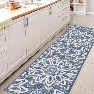 JONATHAN Y Flora Abstract Bold Mandala High-Low Indoor/Outdoor Rug