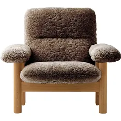 Brasilia Sheepskin Sessel braun auf Eichenbeinen