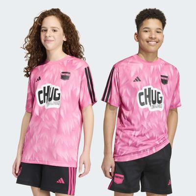 T-Shirt ADIDAS SPORTSWEAR "ADIDAS X FORTNITE CUDDLE TEAM LEADER-JERSEY" Gr. 140, pink (solar turbo), Shirts, Jungen, 140, Obermaterial: 100% Polyester, T-Shirt