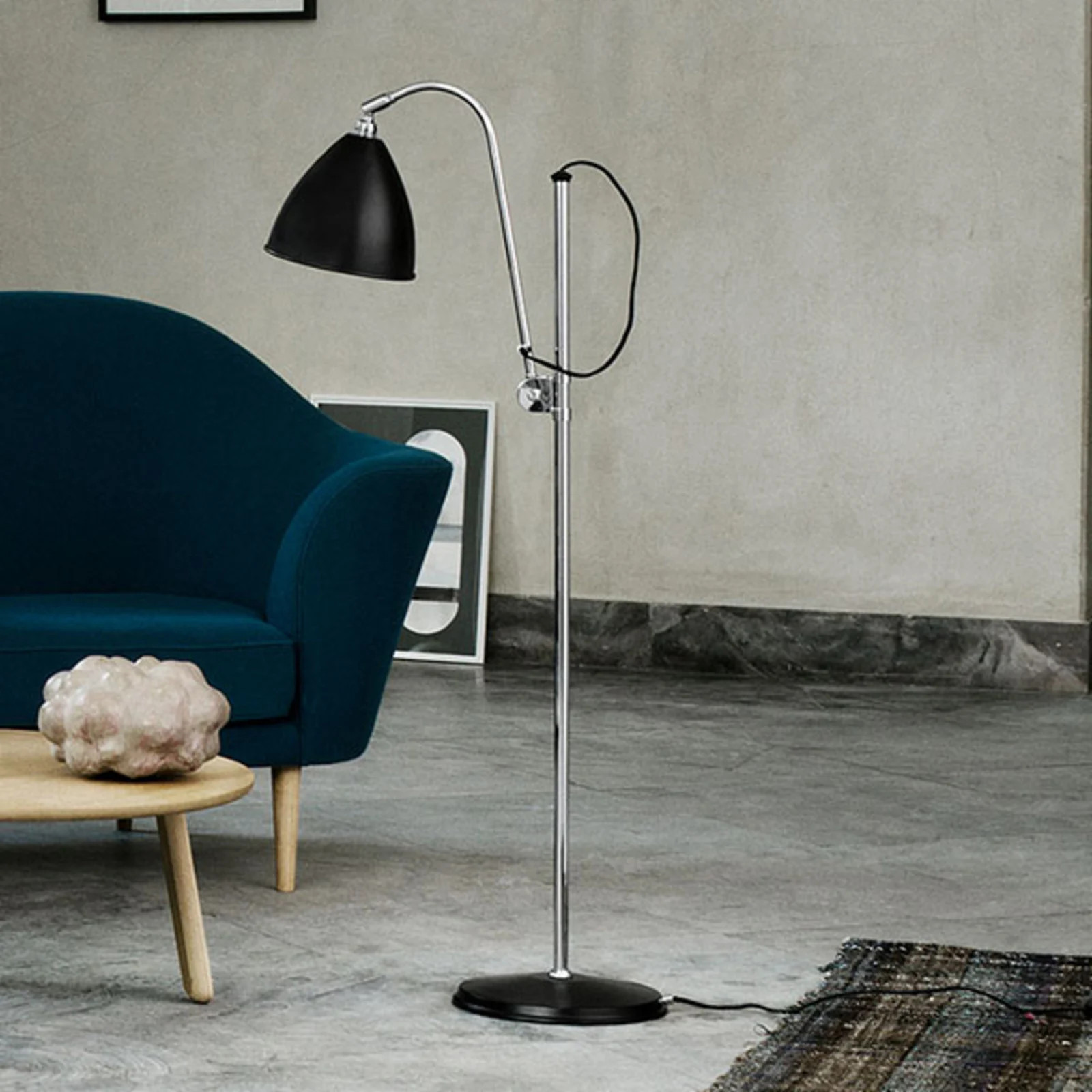 GUBI Bestlite BL3S vloerlamp zwart-chroom