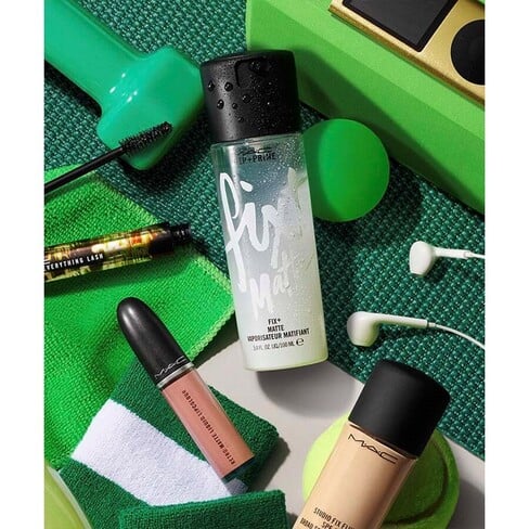 M·A·C Powder Kiss Liquid Lipcolor 5mL Multi It Over