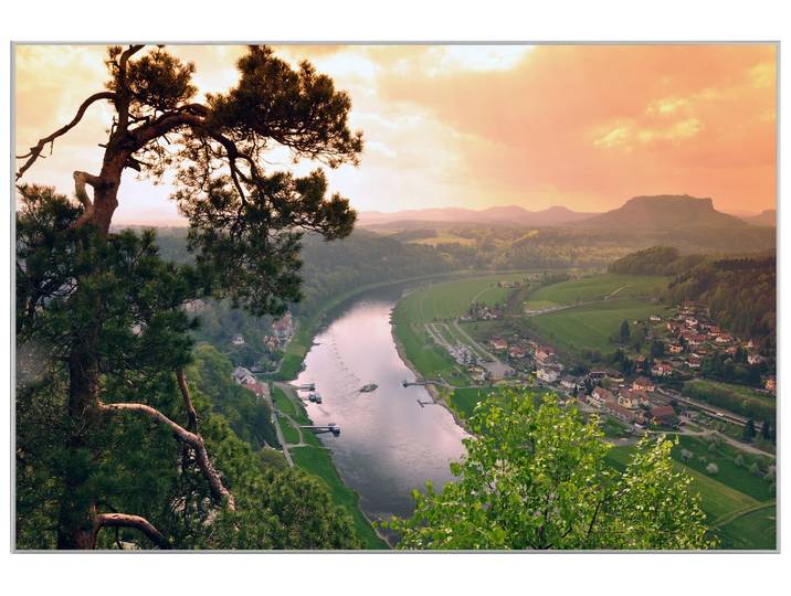 Bild mit Rahmen Flussbiegung image LAND