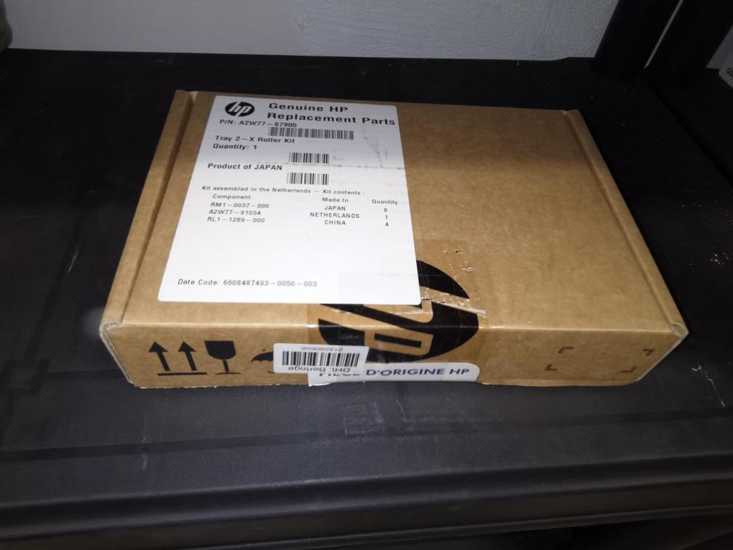 HP A2W77-67905 Roller Zwart Blauw Wit