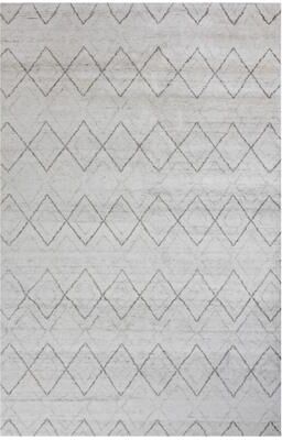 Alora Decor Fitz Diamond Pattern Hand-Knotted Wool Rug