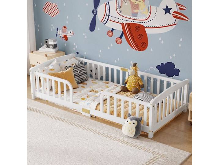 Lit au sol enfant Montessori en pin 90 x 200 BELLEMAVE rampes de sécurité entrée centrale blanc sans matelas