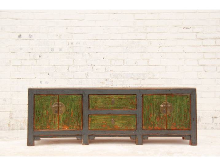 Luxury-Park-Direct Kommode TV-Lowboard in moderner Farbgebung aus Massivholz.