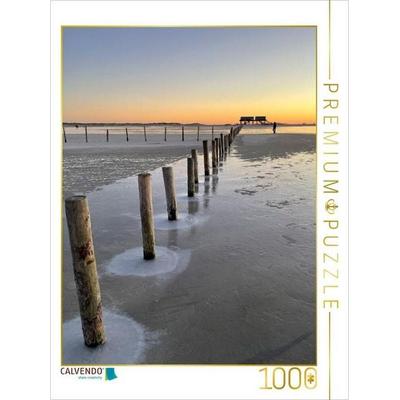 CALVENDO Puzzle Runde Eisformationen umsäumen eine Pfahlreihe am Ordinger Strand | 1000 Teile Lege-Größe 64x48cm Foto-Puzzle für glückliche Stunden