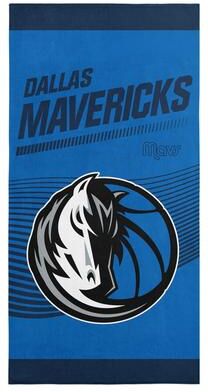 "NBA Officially Licensed Chicago Bulls Beach Towel 30"" x 60"""