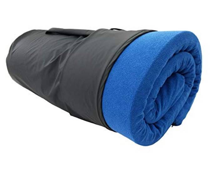 Reise-Matratzenauflage; 6 cm Viscoschaum und Matchsack schwarz (Frottee blau)