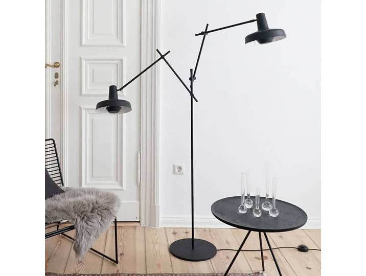 GRUPA Stehlampe Arigato, schwarz, für Arbeitszimmer / Büro, Metall, Stehleuchte