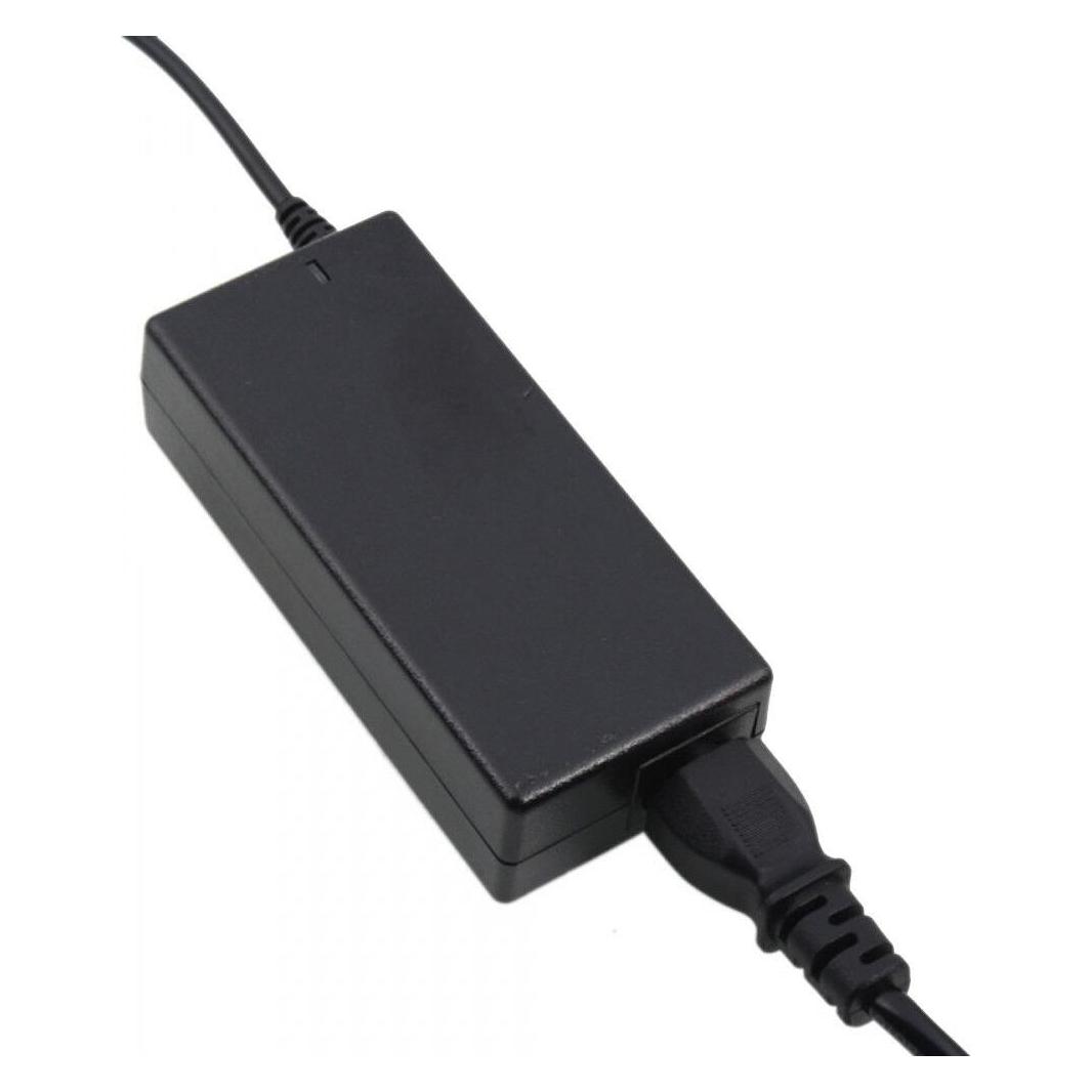 HP AC power adapter 45W-19V-2.31A (45 W) (8RA68AV)