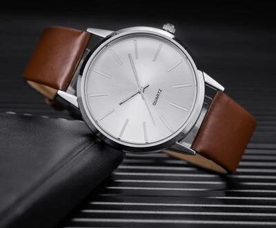 Uplift Essentials Men Leather Band Quartz Casual Wristwatch brown